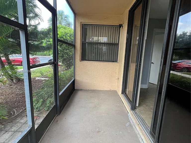 5801 Riverside Dr #104B3 — Photo 14
