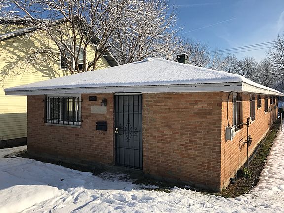 2nd image of 456 Groveland Ave