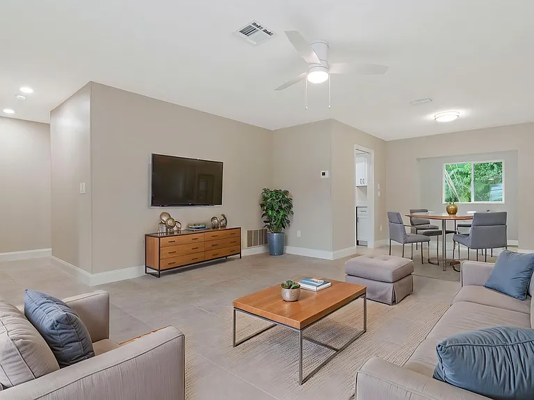 2958 Dundee Dr — Photo 45