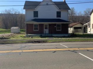 1103 Lackawanna Ave, Mayfield, PA 18433