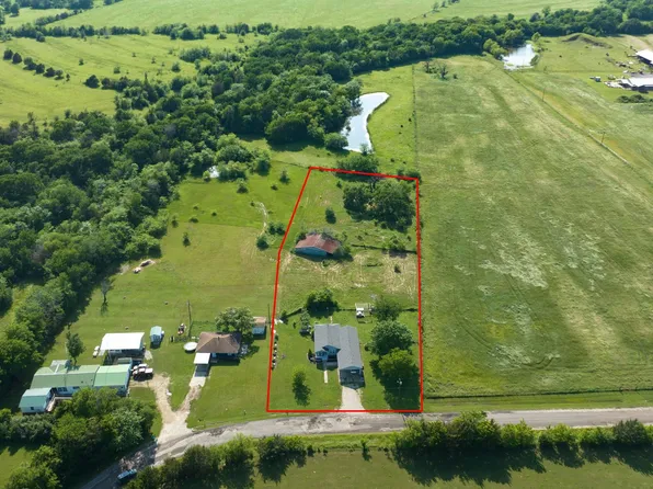 825 Vz County Road 3812, Wills Point, TX 75169