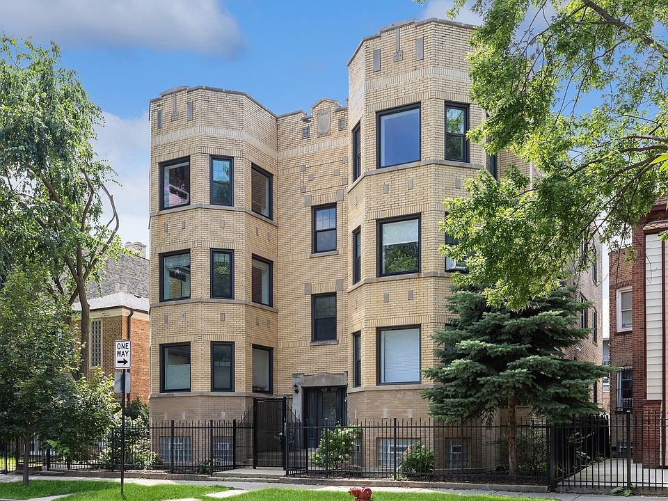 1st image of 4828 N Albany Ave #1S