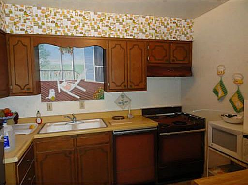5th image of 2724 Whitney Pl APT 227