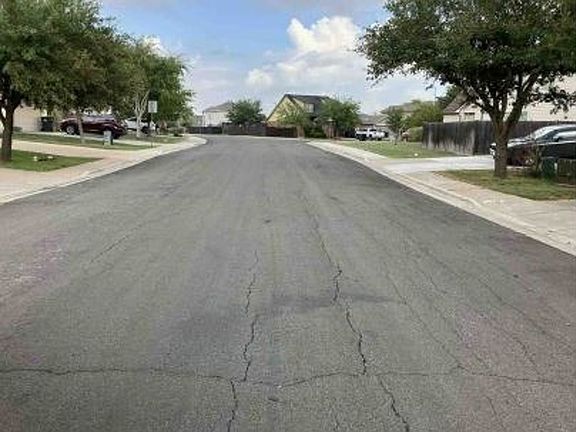 Exterior Neighborhood (street photo)