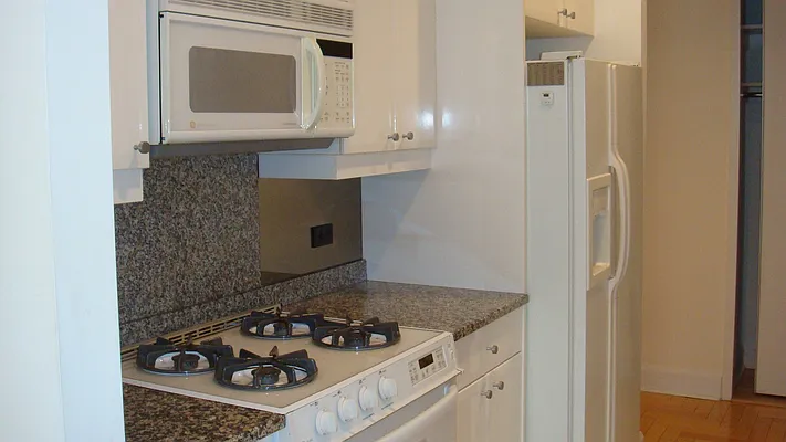 Rented by T&T Real Estate | media 33