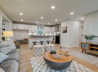 127 Laurel Ln, Hendersonville, TN 37075