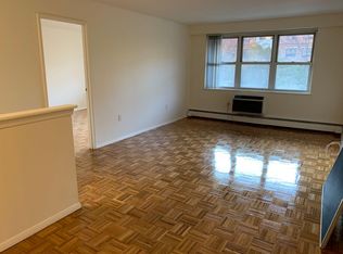 177 Freeman St #103, Brookline, MA 02446