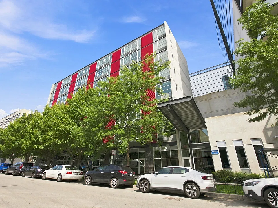 1512 N Fremont St