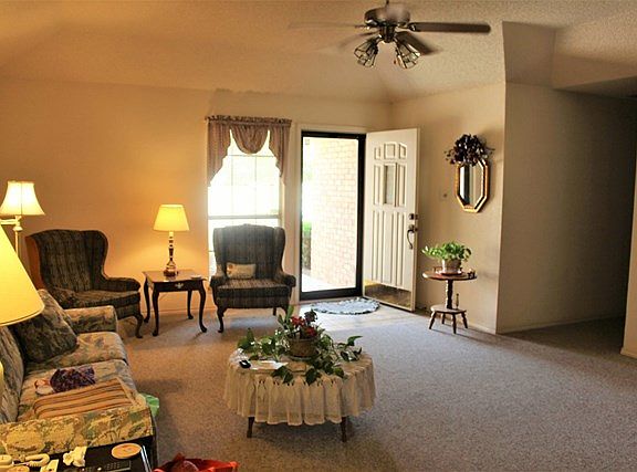 3rd image of 1600 E County Road 120