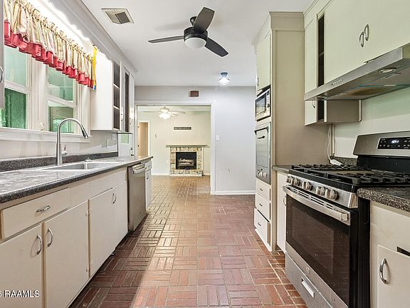 5th image of 431 Keaton Ln