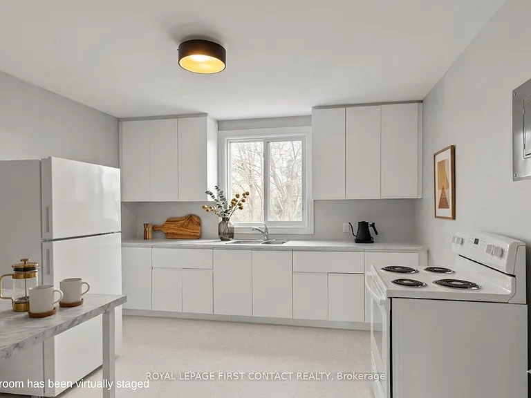 134 Napier St #3 — Photo 9
