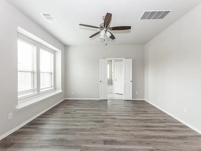 15211 Stuart Bat Cave Ln — Photo 11