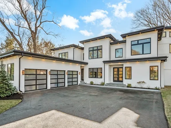 43 Claremont St, Newton, MA 02458