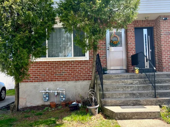 861 Rossville Ave, Staten Island, NY 10309