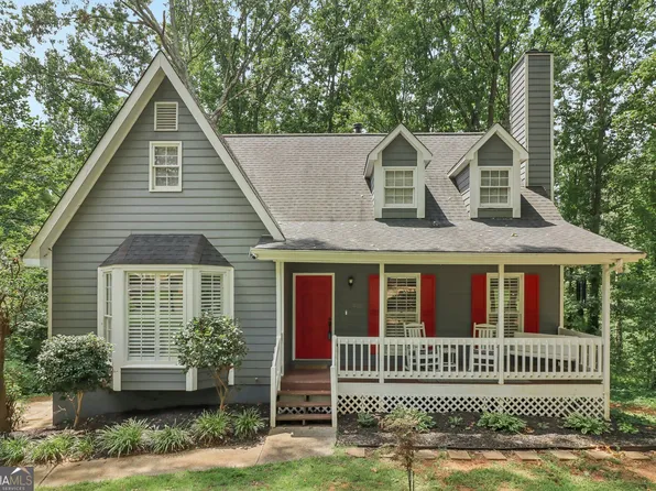 1910 Fernwood Dr, Lawrenceville, GA 30043