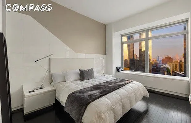 Rented by Compass | media 9