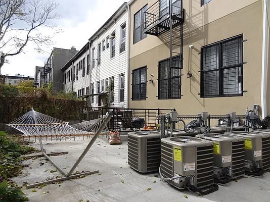 Rented by Rennit Inc. | media 81