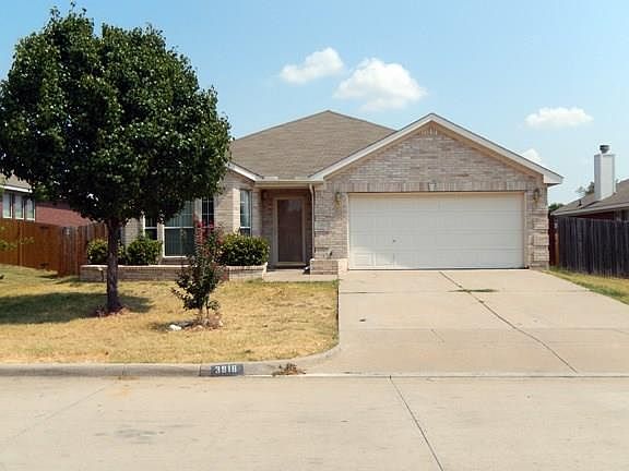 1st image of 3916 Silver Springs Dr