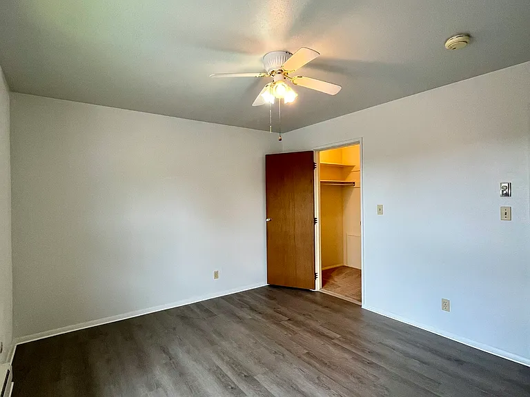 741 N Macomb St #5 — Photo 8