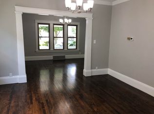 1138 S 73rd St, West Allis, WI 53214