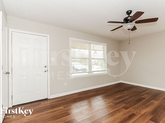 4th image of 3610 Bardot Dr