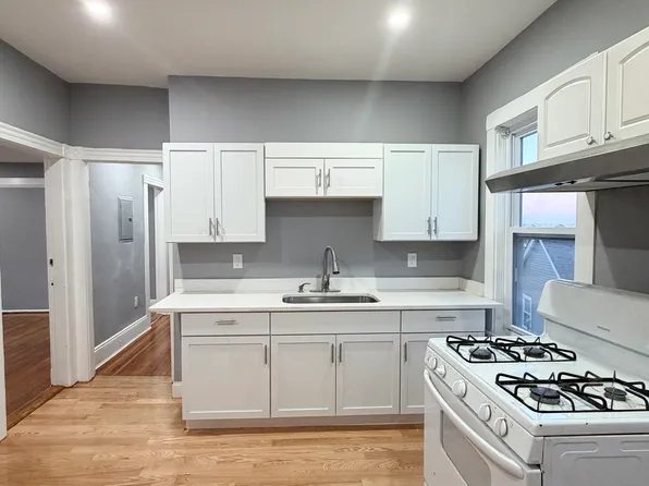 79 Church St APT 2, Dorchester, MA 02122