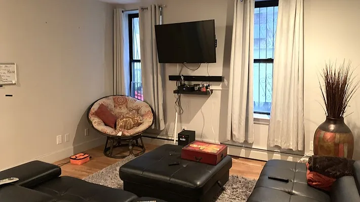 Rented by Nooklyn NYC LLC | media 1