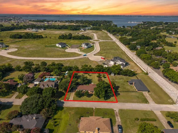 17 Michael Dr, Heath, TX 75032