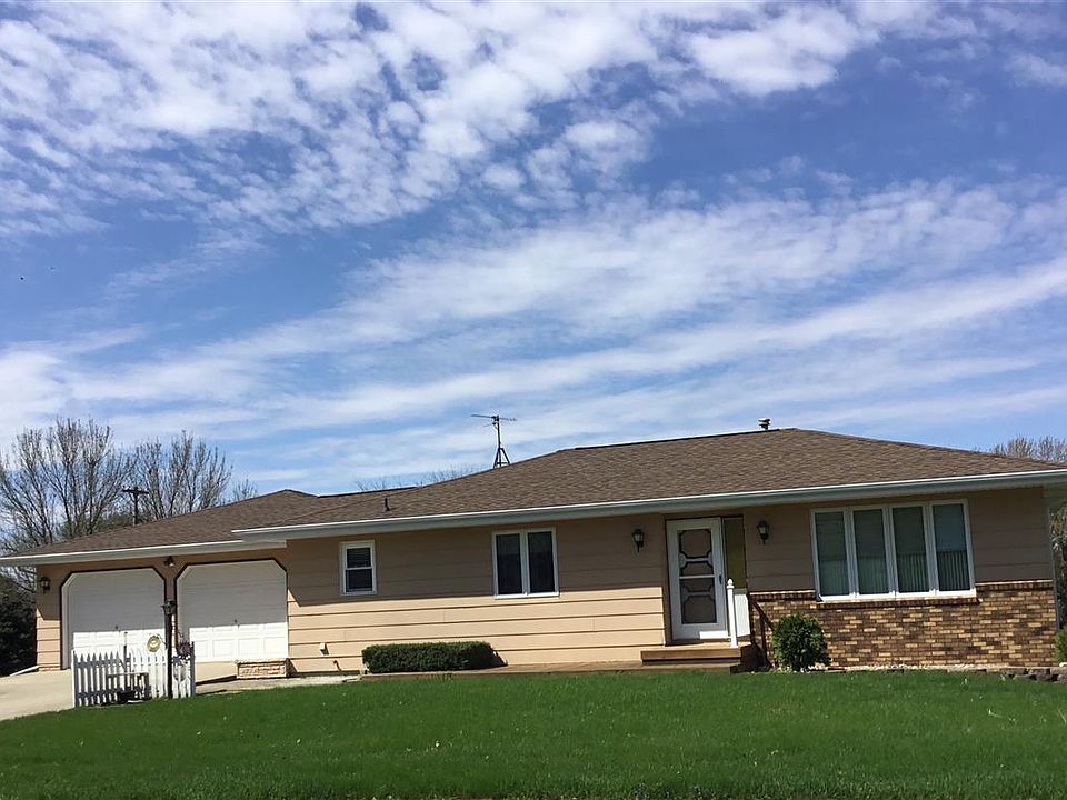 1st image of 1323 Circle Dr