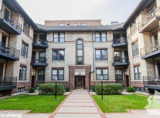 512 W Deming Pl #613, Chicago, IL 60614