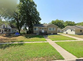 2209 7th St, Columbus, NE 68601