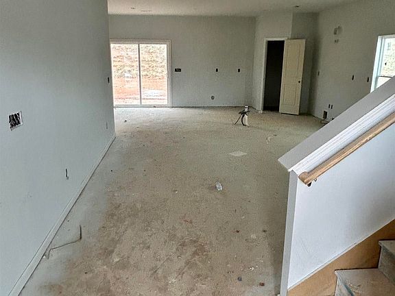 4th image of 17 Torwood St