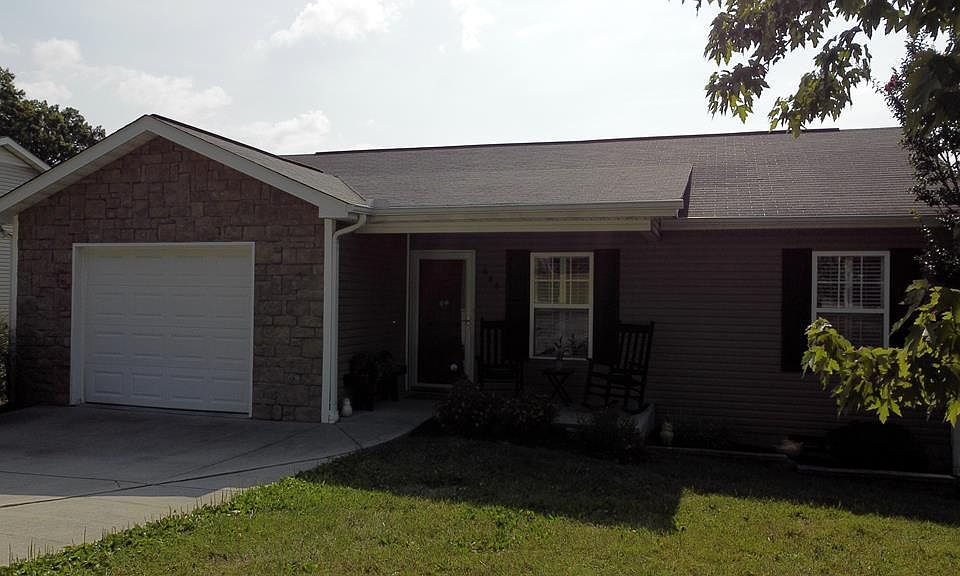1st image of 688 N Haun Dr