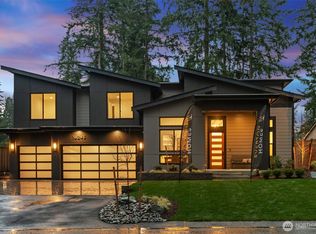 16245 NE 27th St, Bellevue, WA