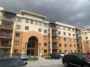 9340 Fontainebleau Blvd #W306, Miami, FL 33172