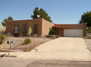 3240 Jupiter Rd, Las Cruces, NM 88012