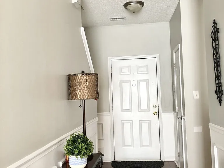 Cinnabay Dr — Photo 9