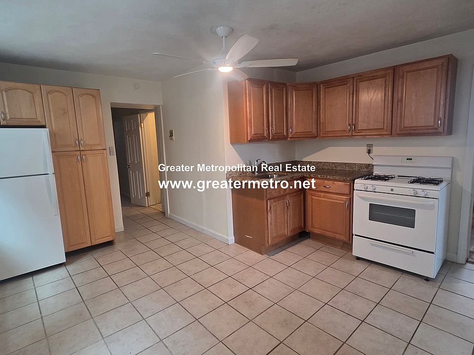 1st image of 16 Battery St APT 4R