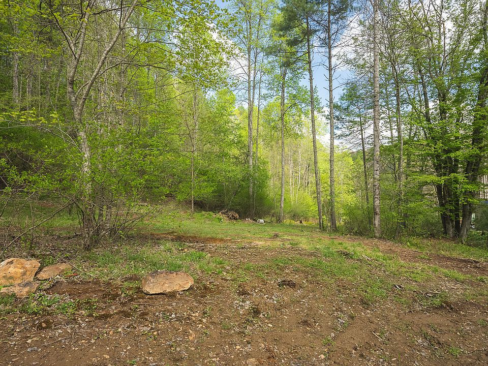 7th image of 146 Duvall Rd