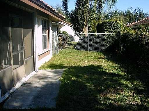 2nd image of 10460 NW 10th Ct