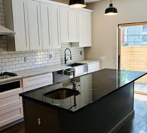 2nd image of 2926 W Girard Ave