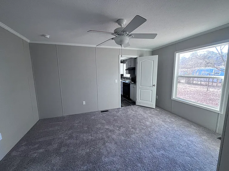 33241 Evergreen Dr — Photo 15