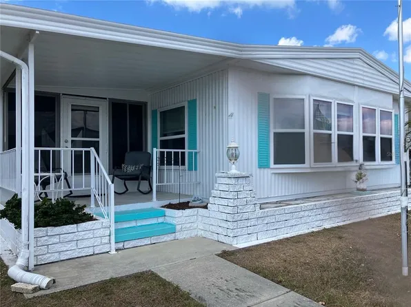 9003 30th Ave E, Palmetto, FL 34221