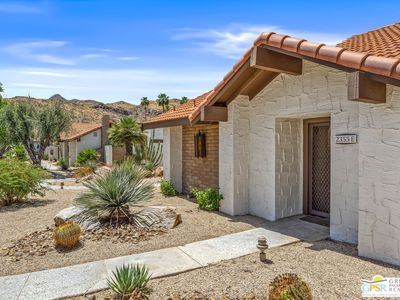 2355 S Gene Autry Trl UNIT E, Palm Springs, CA, 92264