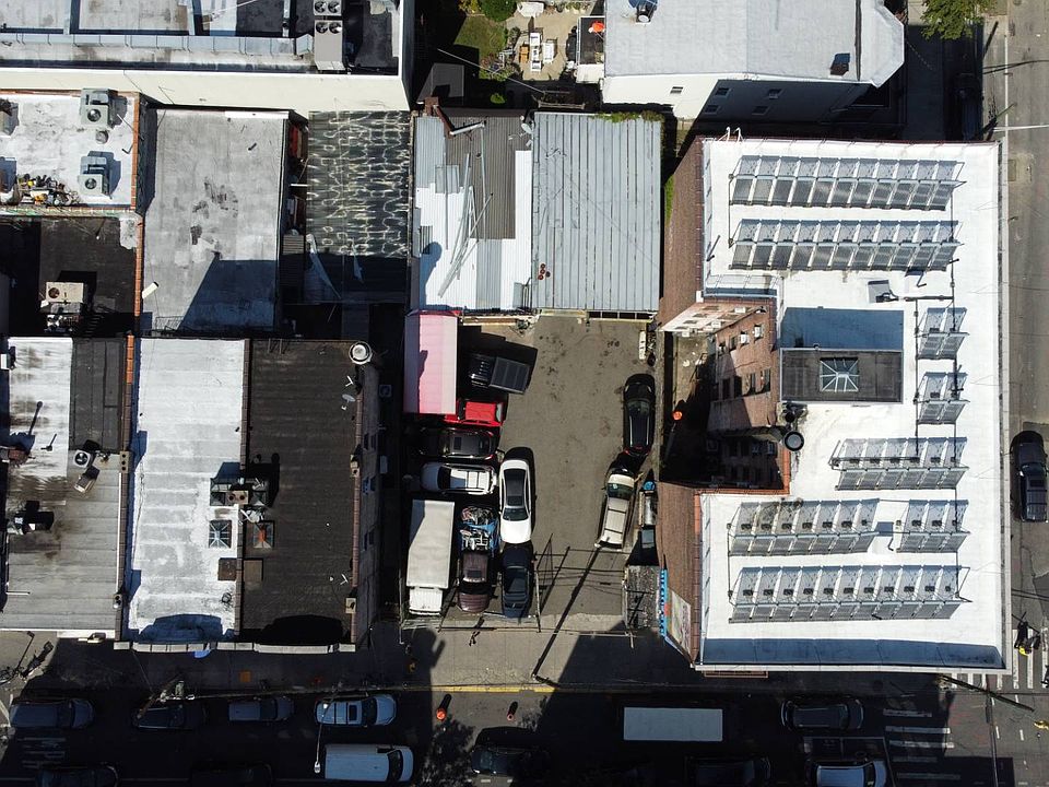 2nd image of 96-11 37th Ave