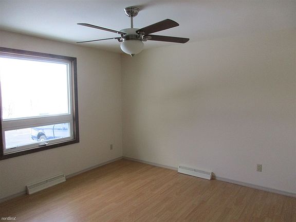 living room looks over bay of green bay