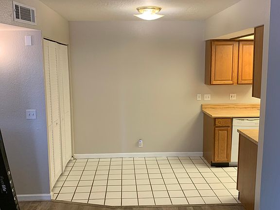 2nd image of 2931 E Beck Ln APT 3