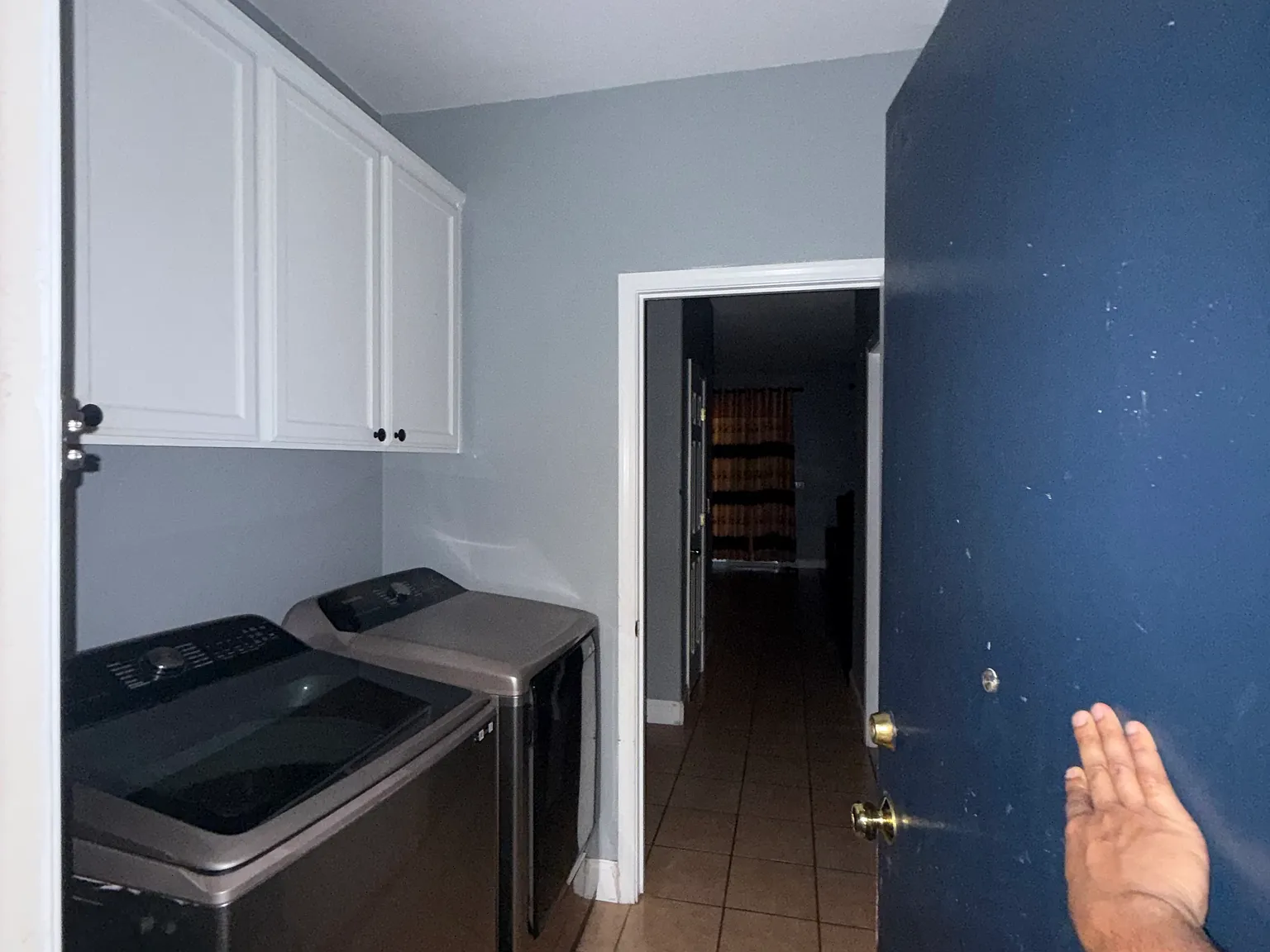 4 bed, 2439 sqft, $2,875 — Photo 2