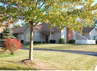 23 Hunters Woods Blvd, Canfield, OH 44406