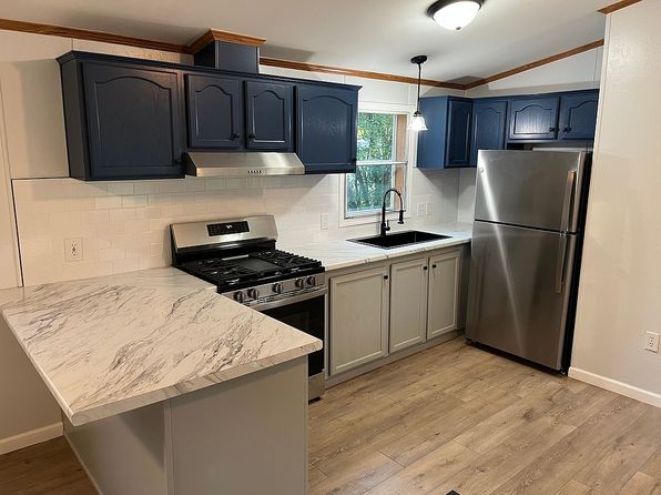 87 Martindale Trailer Ct